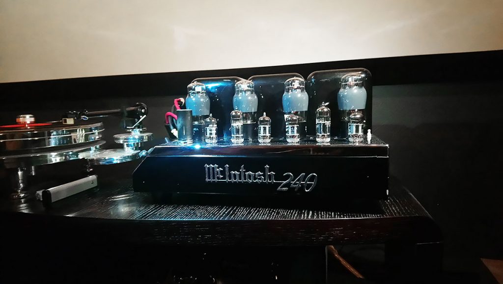 Взрыв из прошлого – ламповый усилитель McIntosh MC240